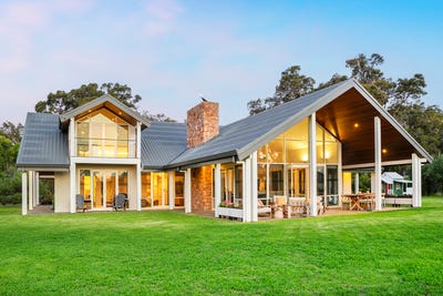 /international/au/31-grasstree-place-yallingup-wa-150989924/