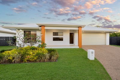/international/au/15-friday-avenue-burdell-qld-148546656/