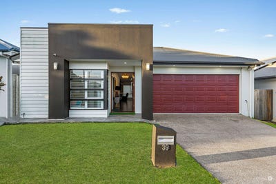 /international/au/39-palatial-crescent-griffin-qld-151374448/