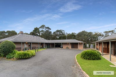 /international/au/320-south-mountain-road-upper-plenty-vic-151255196/
