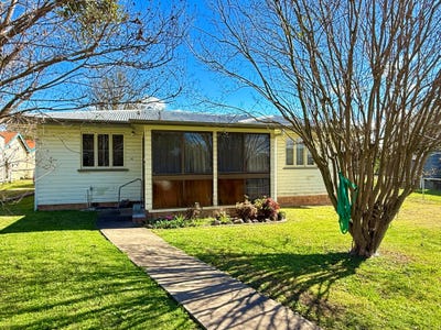 /international/au/41-stewart-avenue-warwick-qld-148665652/?lang=en