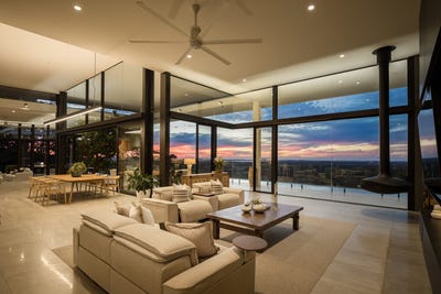 /international/au/357-duke-road-doonan-qld-151216560/