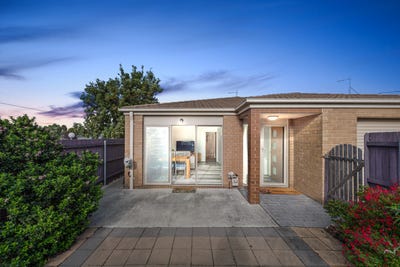 /international/au/9-2-neil-currie-street-casey-act-151523540/