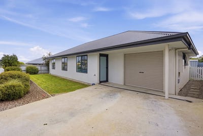 /international/au/2-43-adelaide-street-george-town-tas-152454480/