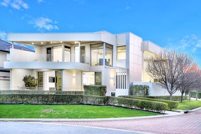 /international/au/67-candella-square-stirling-wa-152369536/
