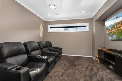 /international/au/12-range-street-north-richmond-nsw-151027128/