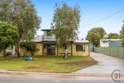 /international/au/5-dawe-street-dawesville-wa-151478488/