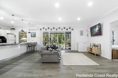 /international/au/2-4-sandpiper-pde-macleay-island-qld-148610876/?lang=en