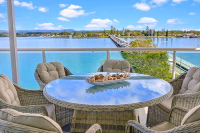 /international/au/401-2-6-wharf-street-forster-nsw-150838576/