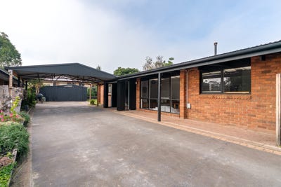 /international/au/357-bayview-road-rosebud-vic-151227892/