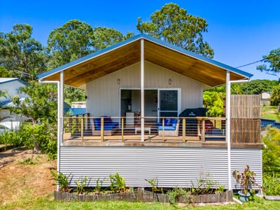 /international/au/66-bay-drive-russell-island-qld-148531640/?lang=en