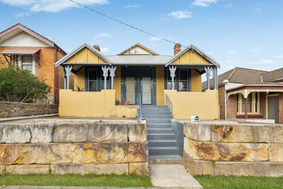 /international/au/115a-115b-mort-street-lithgow-nsw-151447240/