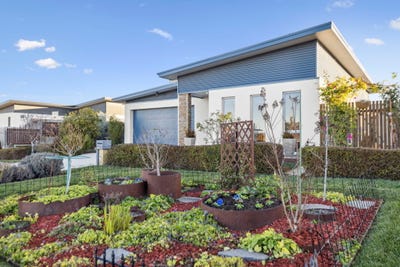 /international/au/44-rose-street-murrumbateman-nsw-148351008/