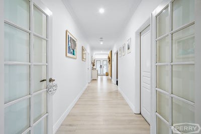 /international/au/11-thomasfield-place-ravenswood-wa-148234792/?lang=de