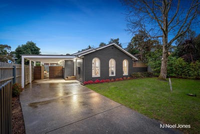 /international/au/31-songbird-avenue-chirnside-park-vic-148515792/