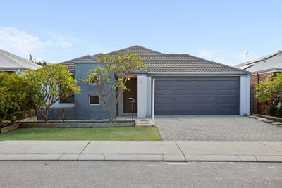 /international/au/7-alverda-parade-aveley-wa-151399016/