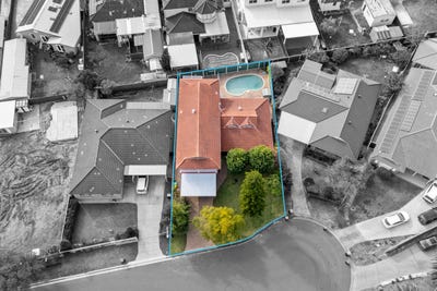 /international/au/64-jacaranda-crescent-casula-nsw-148696928/?lang=en