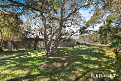 /international/au/16-hilltop-avenue-blairgowrie-vic-204472208/
