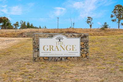 /international/au/2337-danglemah-road-woolbrook-nsw-700410004/