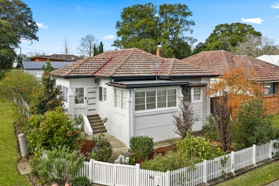 /international/au/86-east-street-nowra-nsw-151367276/