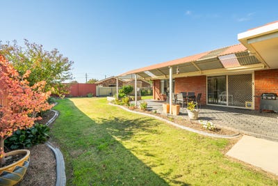 /international/au/14-macquarie-court-shepparton-vic-151290772/