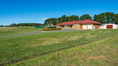 /international/au/107-millynn-road-bywong-nsw-139831311/?lang=en