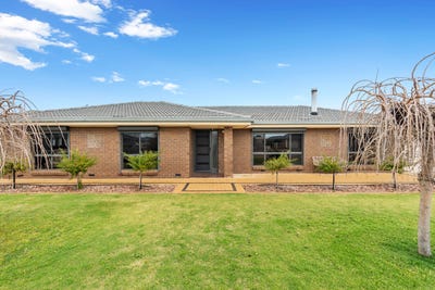 /international/au/74-champion-street-kadina-sa-152264440/