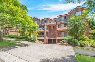 /international/au/8-1-3-bellbrook-avenue-hornsby-nsw-151402232/