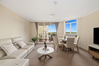 /international/au/706-3-cary-street-drummoyne-nsw-150909140/
