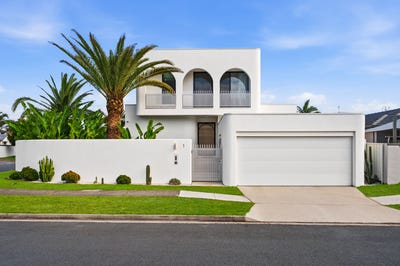 /international/au/1-seahawk-crescent-burleigh-waters-qld-151568740/