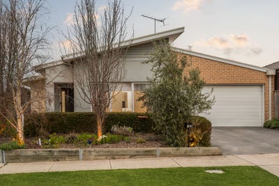 /international/au/23-yirn-avenue-torquay-vic-152536996/