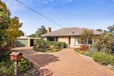 /international/au/16-ferry-grove-newcomb-vic-151015728/