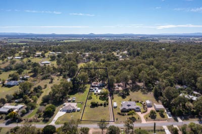 /international/au/35b-jahn-drive-glenore-grove-qld-151414716/