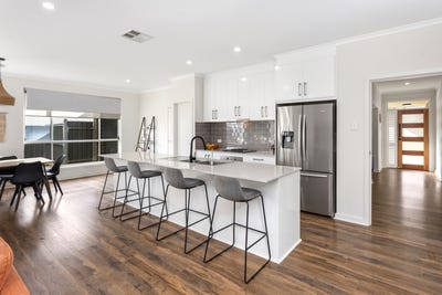 /international/au/8-mertz-place-meadows-sa-151116960/