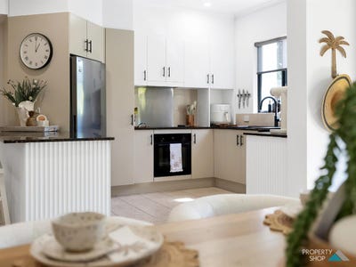 /international/au/22-5-arlington-esplanade-clifton-beach-qld-151351472/