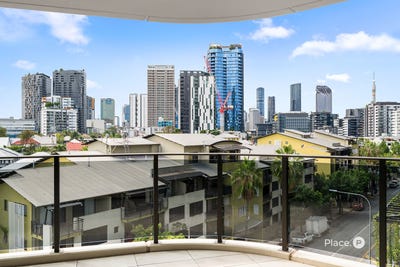 /international/au/30302-21-mollison-street-west-end-qld-151128288/