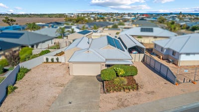 /international/au/7-keen-street-moonta-bay-sa-150979076/
