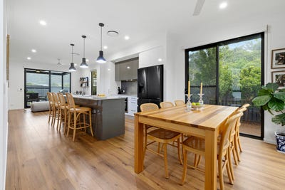 /international/au/8-14-lorikeet-drive-tweed-heads-south-nsw-151223976/