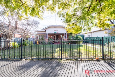 /international/au/72-cobra-street-dubbo-nsw-148483220/