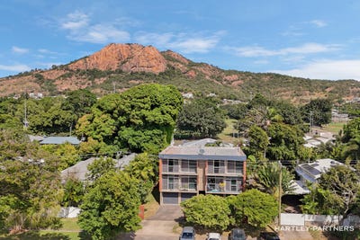 /international/au/2-58-eyre-street-north-ward-qld-151335148/