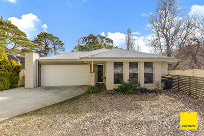 /international/au/57-modbury-street-bungendore-nsw-148356416/?lang=en
