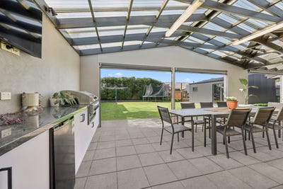 /international/au/1370-raglan-parade-warrnambool-vic-151352688/