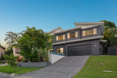 /international/au/35-balnaves-place-mitchelton-qld-151389832/
