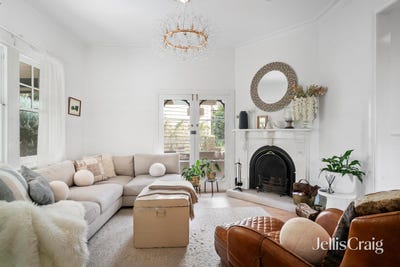 /international/au/4-delpura-glen-greensborough-vic-150680072/