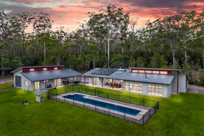 /international/au/90-teague-drive-south-kempsey-nsw-150661228/