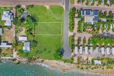/international/au/28-argyle-street-bowen-qld-204507096/
