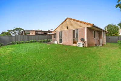 /international/au/11-26-fortune-street-coomera-qld-151323320/