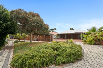 /international/au/10-24-theseus-way-coolbellup-wa-150716820/