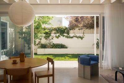 /international/au/26a-green-street-joondanna-wa-152624472/
