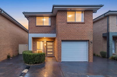 /international/au/19-sonoran-glade-plumpton-nsw-151344716/